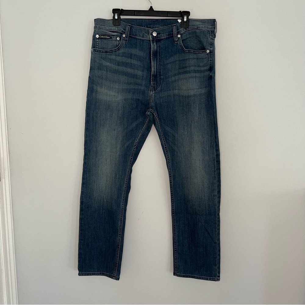 Men’s Calvin Klein Jeans – NWT – Size 38x30